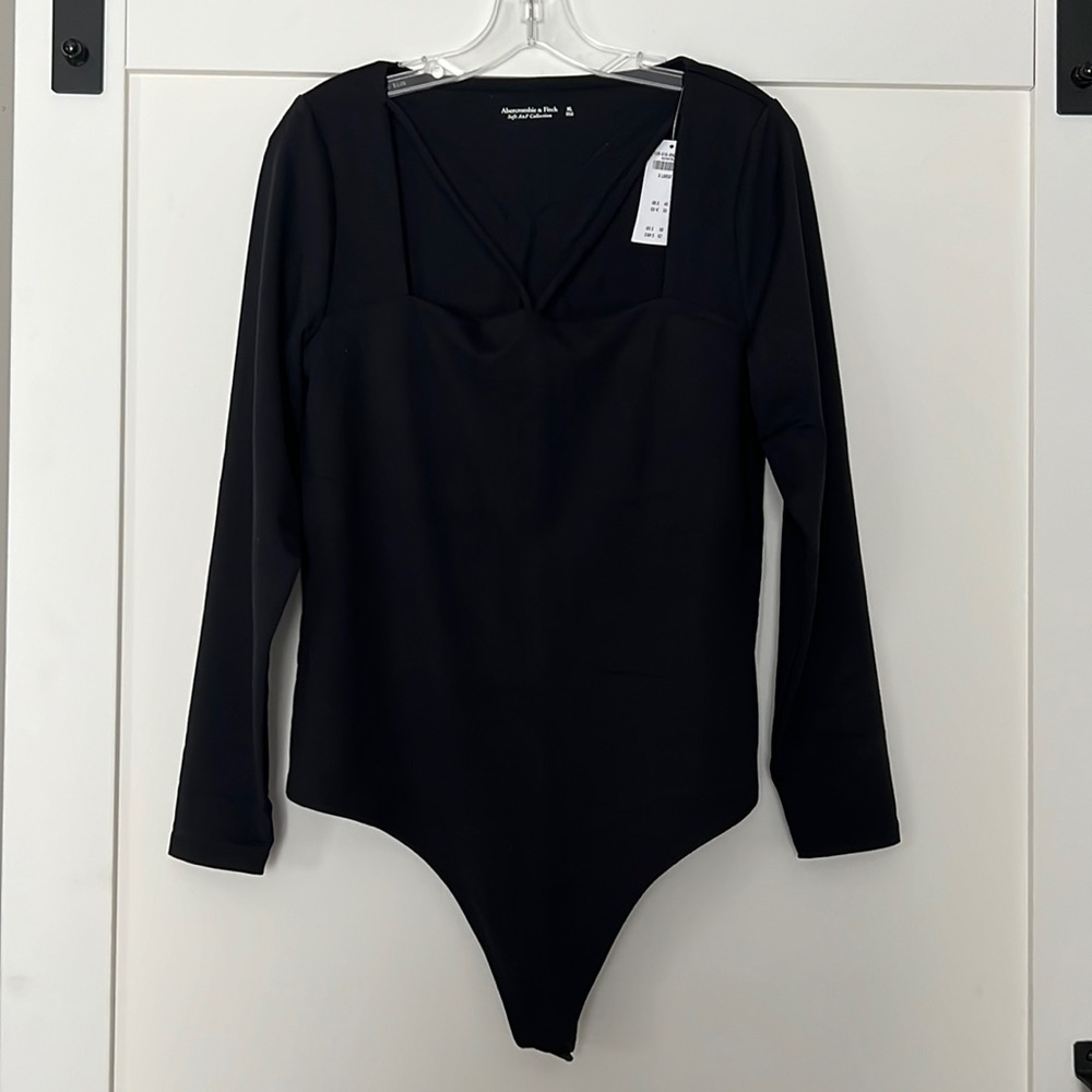 Abercrombie black strapless neck bodysuit